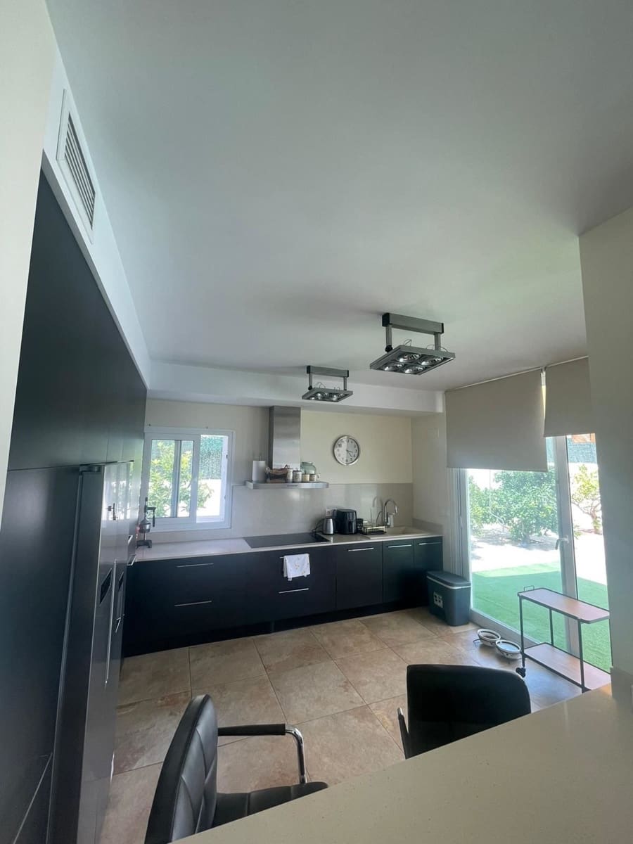 5 camera da letto Villa in vendita in Bigastro con piscina garage - 699.000 € (Rif: 10144661)
