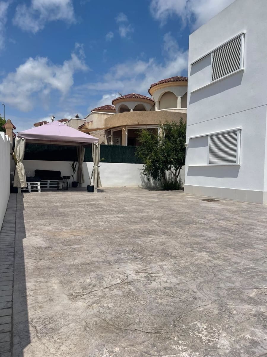 5 camera da letto Villa in vendita in Bigastro con piscina garage - 699.000 € (Rif: 10144661)