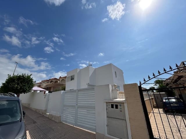 5 soverom Villa til salgs i Bigastro med svømmebasseng garasje - € 699 000 (Ref: 10144661)