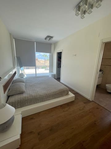 5 soverom Villa til salgs i Bigastro med svømmebasseng garasje - € 699 000 (Ref: 10144661)