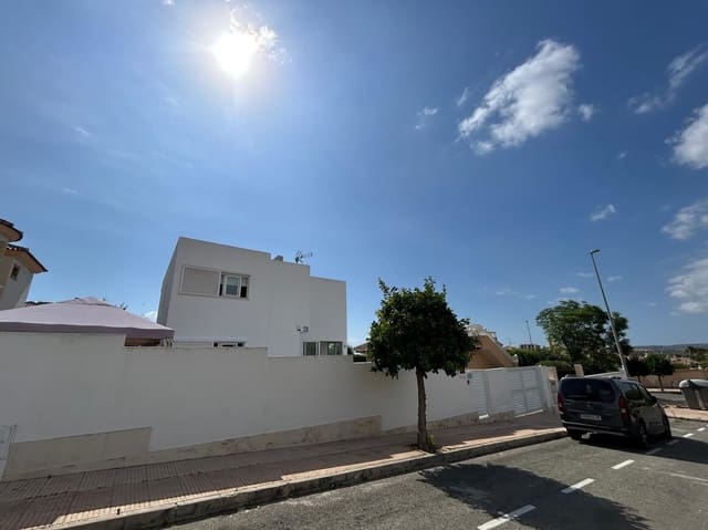 5 soverom Villa til salgs i Bigastro med svømmebasseng garasje - € 699 000 (Ref: 10144661)