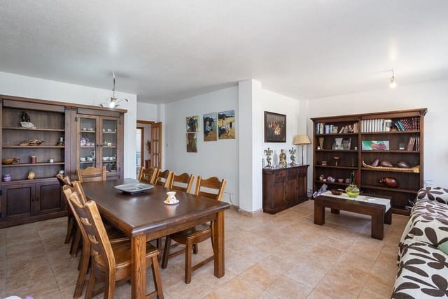6 soveværelse Villa til salg i La Siesta, Torrevieja - € 539.000 (Ref: 10144662)
