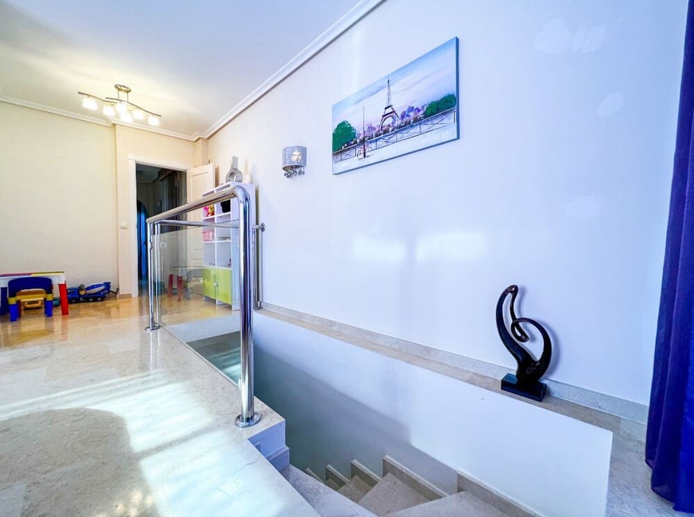 5 bedroom Villa for sale in La Mata with pool - € 1,170,000 (Ref: 10144663)