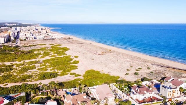 5 soveværelse Villa til salg i Los Europeos, Torrevieja med swimmingpool - € 1.170.000 (Ref: 10144663)
