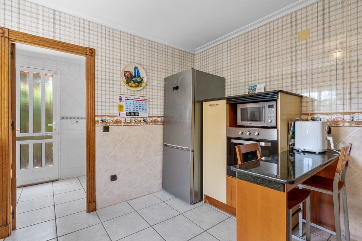 6 quarto Moradia para venda em La Mata com piscina - 950 000 € (Ref: 10144664)