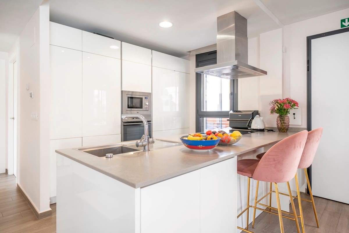 5 soverom Villa til salgs i Torrevieja med svømmebasseng - € 559 000 (Ref: 10144665)