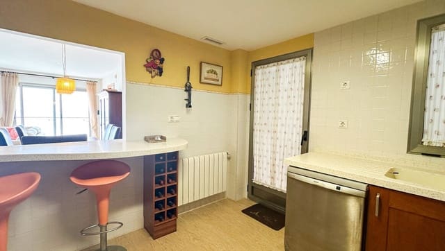 Apartamento de 4 habitaciones en Playa del Cura, Torrevieja en venta con piscina garaje - 680.000 € (Ref: 10144667)