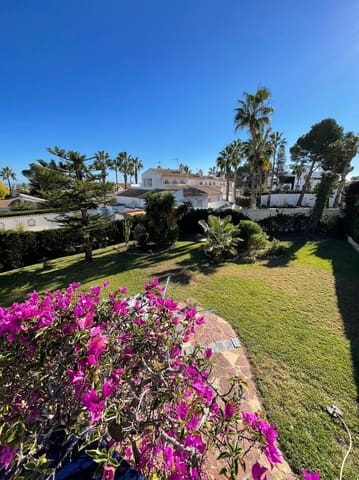 3 sovrum Villa till salu i Villamartin, Orihuela med garage - 639 000 € (Ref: 10144691)