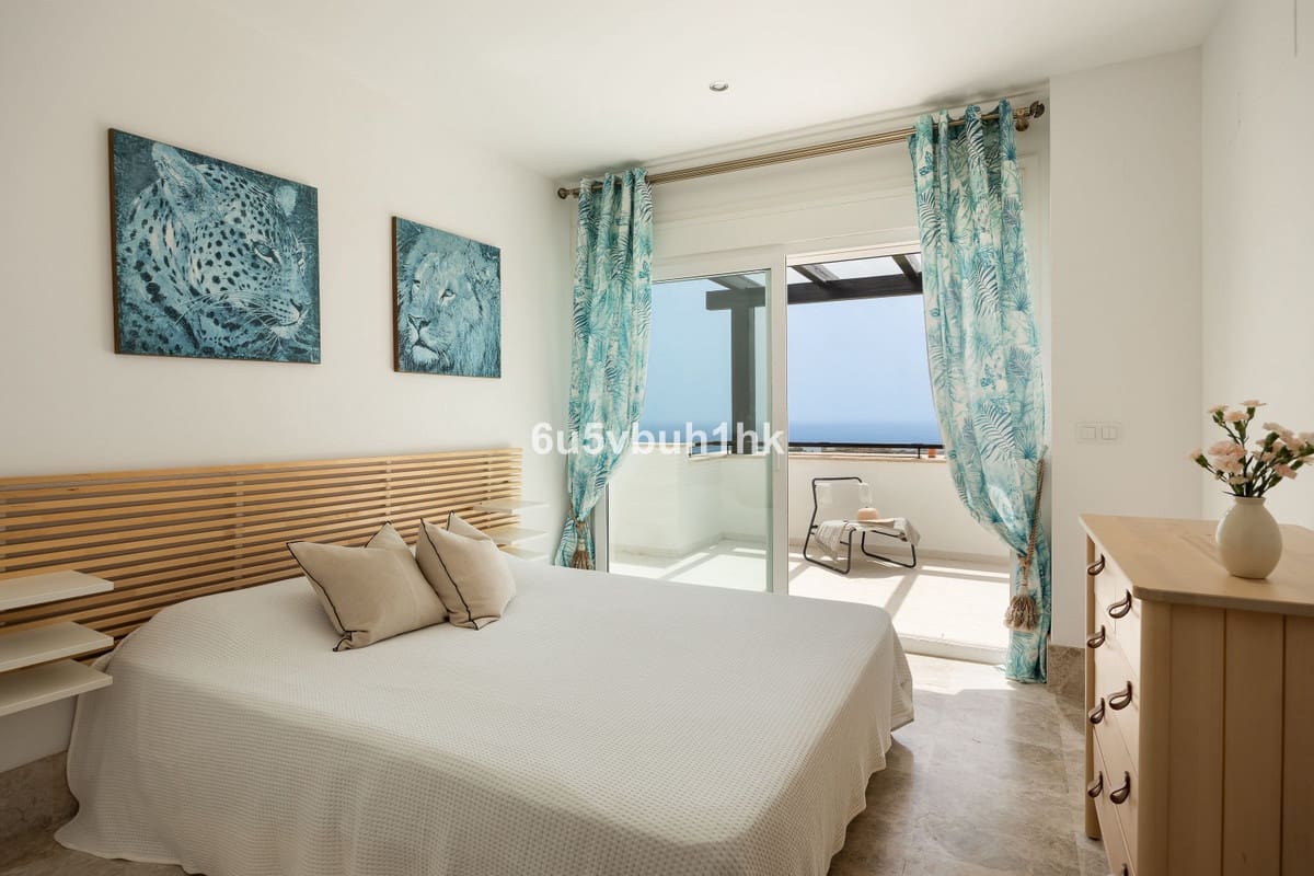 3 sypialnia Willa na sprzedaż w Marbella z basenem garażem - 1 600 000 € (Ref: 10146451)