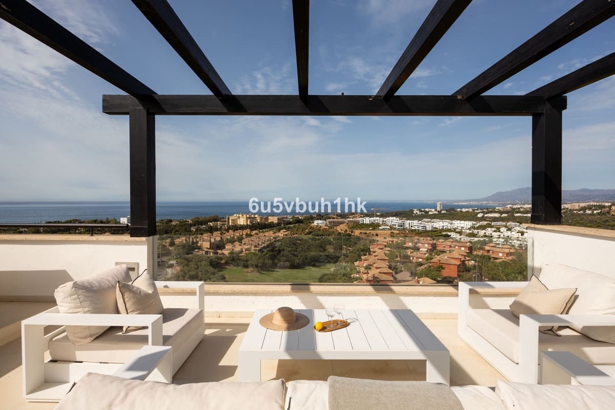 3 sypialnia Willa na sprzedaż w Marbella z basenem garażem - 1 600 000 € (Ref: 10146451)