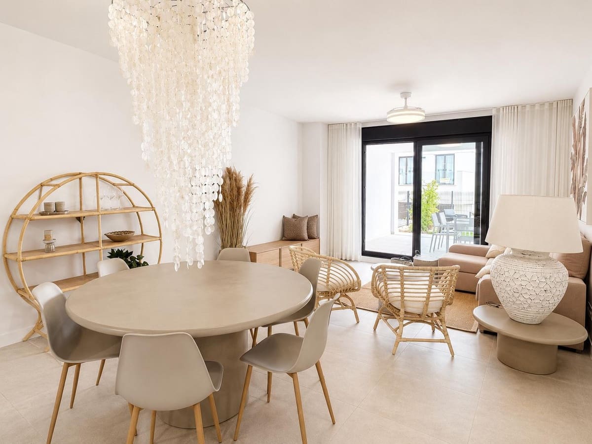 3 chambre Appartement à vendre à Estepona avec piscine garage - 570 000 € (Ref: 10146463)