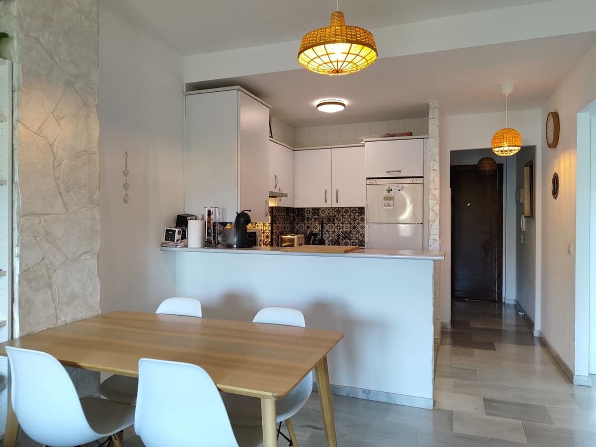2 sovrum Lägenhet till salu i Fuengirola med pool garage - 290 000 € (Ref: 10146468)