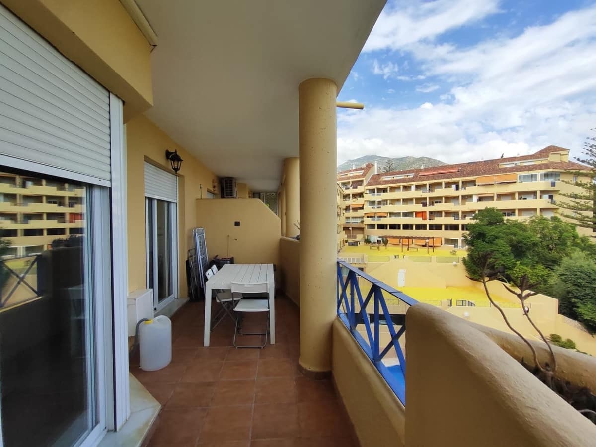2 sovrum Lägenhet till salu i Fuengirola med pool garage - 290 000 € (Ref: 10146468)