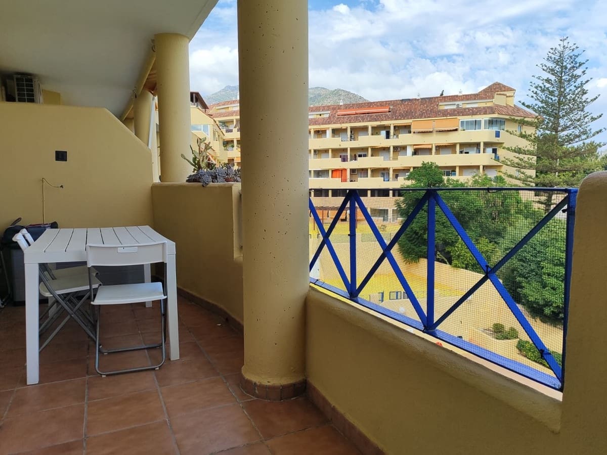 2 sovrum Lägenhet till salu i Fuengirola med pool garage - 290 000 € (Ref: 10146468)