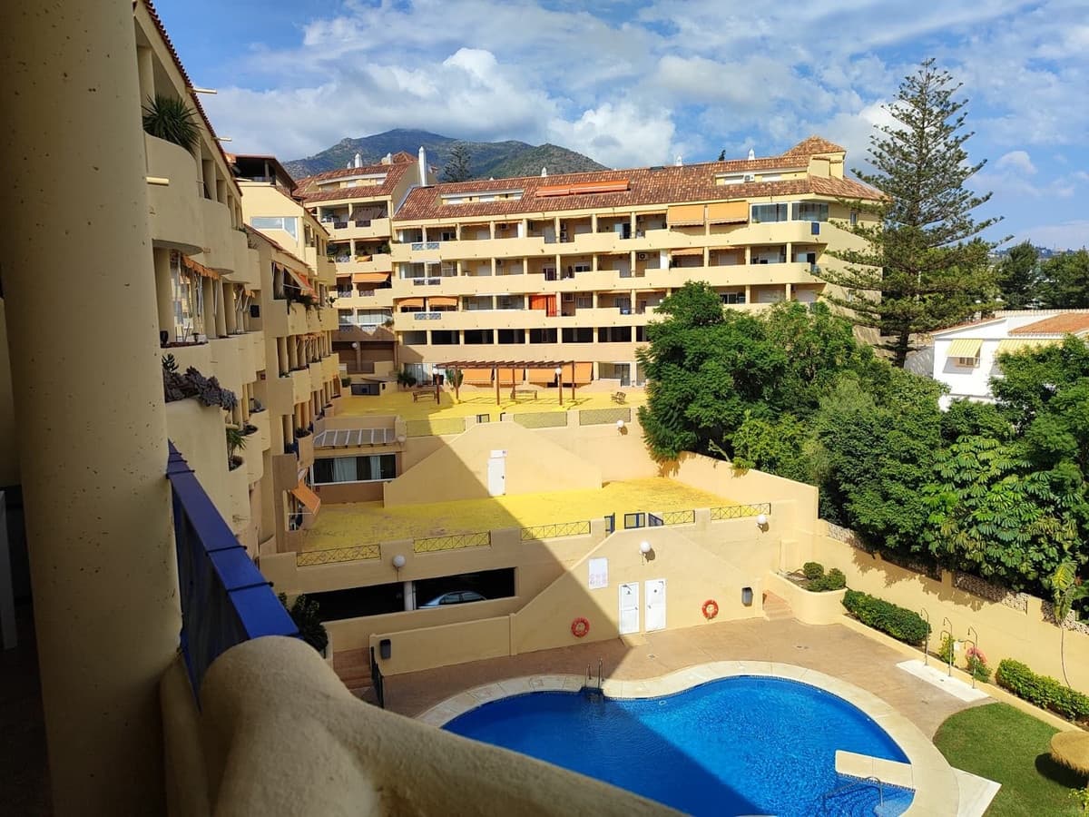 2 sovrum Lägenhet till salu i Fuengirola med pool garage - 290 000 € (Ref: 10146468)