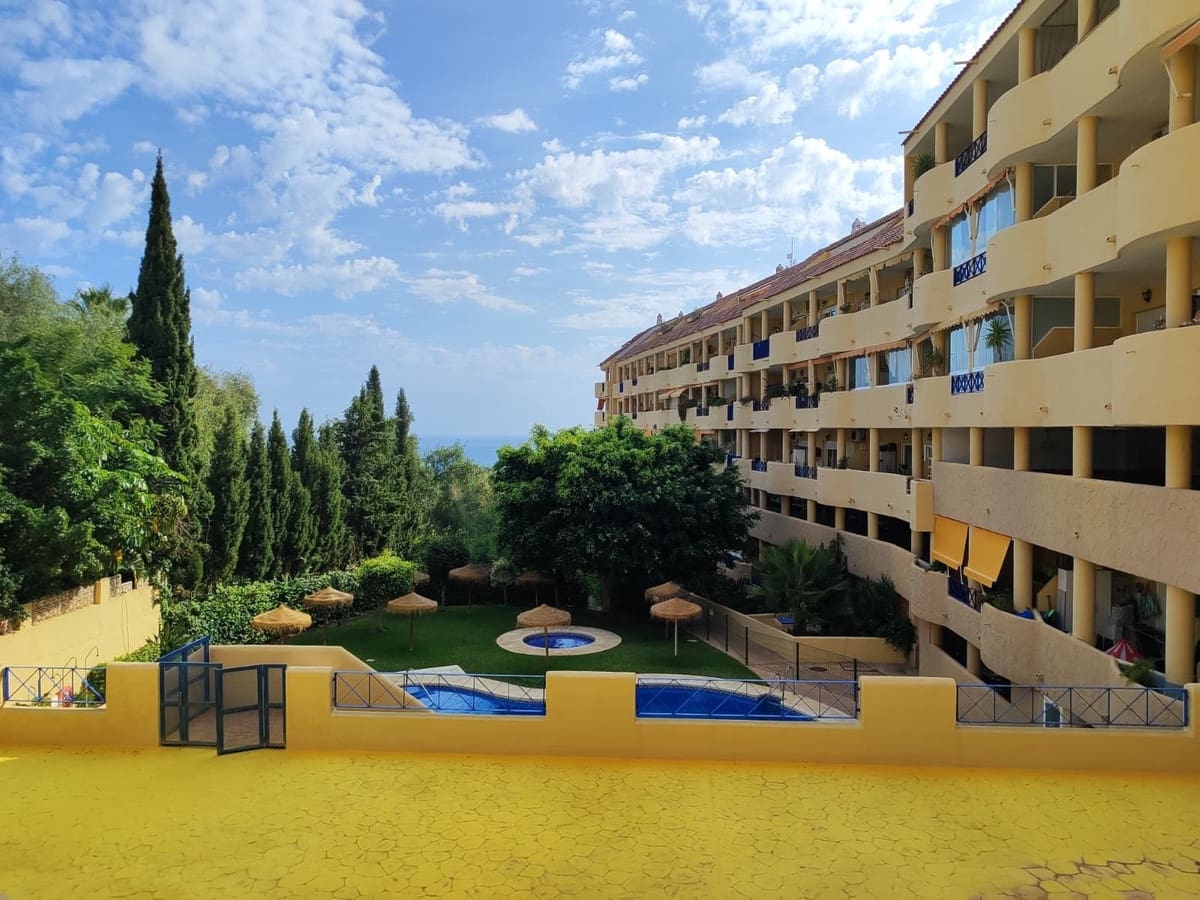 2 sovrum Lägenhet till salu i Fuengirola med pool garage - 290 000 € (Ref: 10146468)