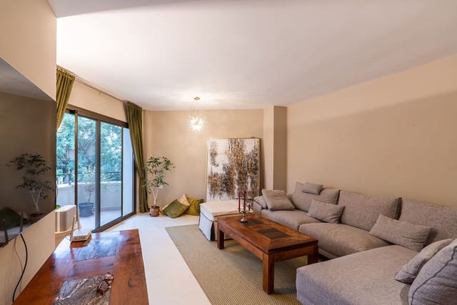 1 slaapkamer Appartement te koop in Nueva Atalaya, Estepona met zwembad - € 325.000 (Ref: 10146484)