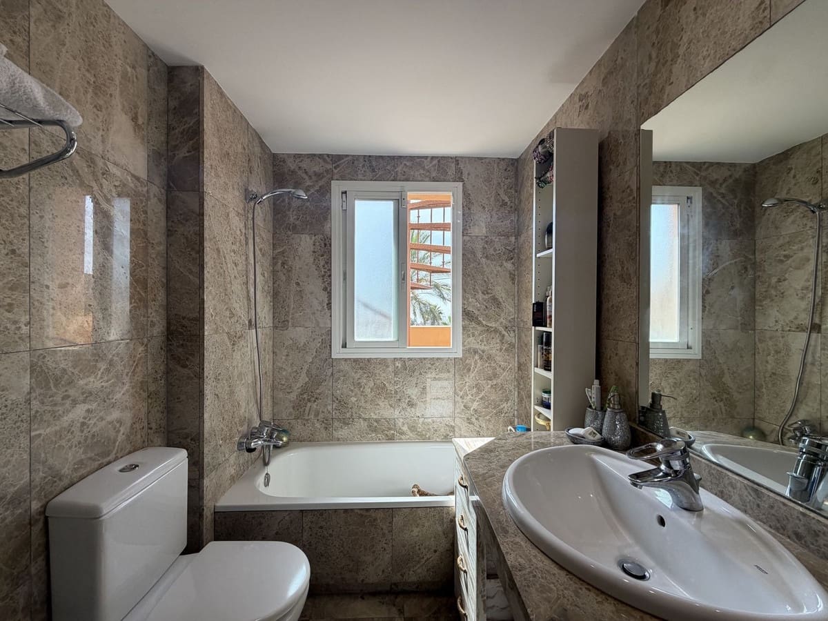 3 chambre Maison de Ville à vendre à Buenas Noches avec piscine garage - 595 000 € (Ref: 10146486)