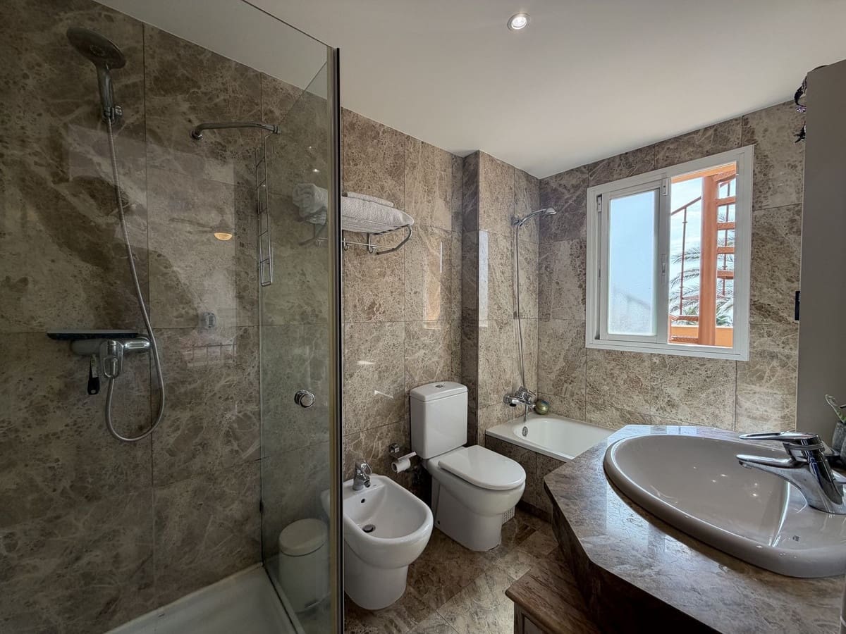 3 chambre Maison de Ville à vendre à Buenas Noches avec piscine garage - 595 000 € (Ref: 10146486)