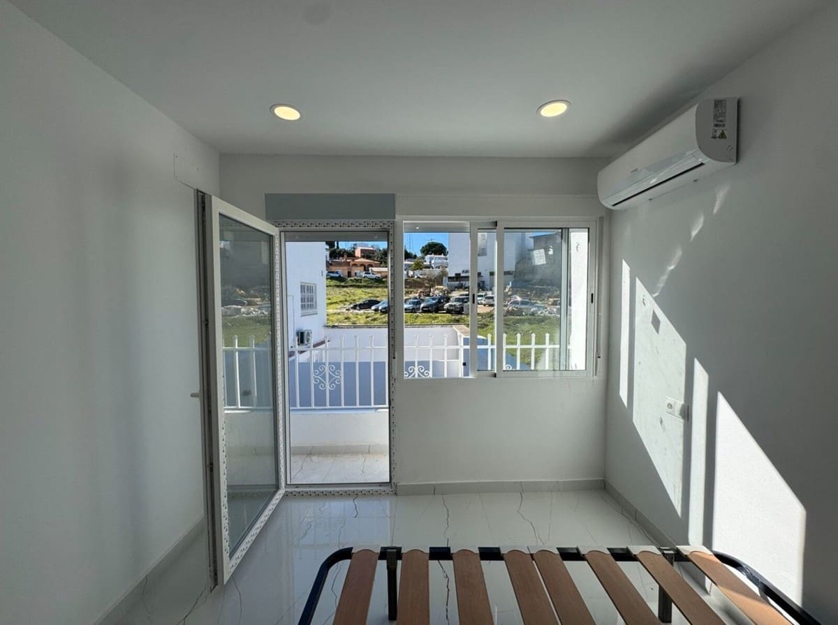 4 soveværelse Lejlighed til salg i Alhaurin el Grande med garage - € 290.000 (Ref: 10146491)