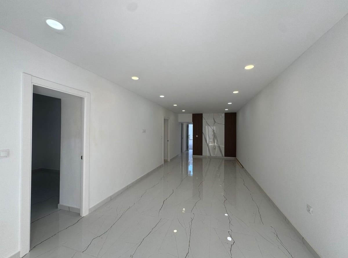 4 soveværelse Lejlighed til salg i Alhaurin el Grande med garage - € 290.000 (Ref: 10146491)