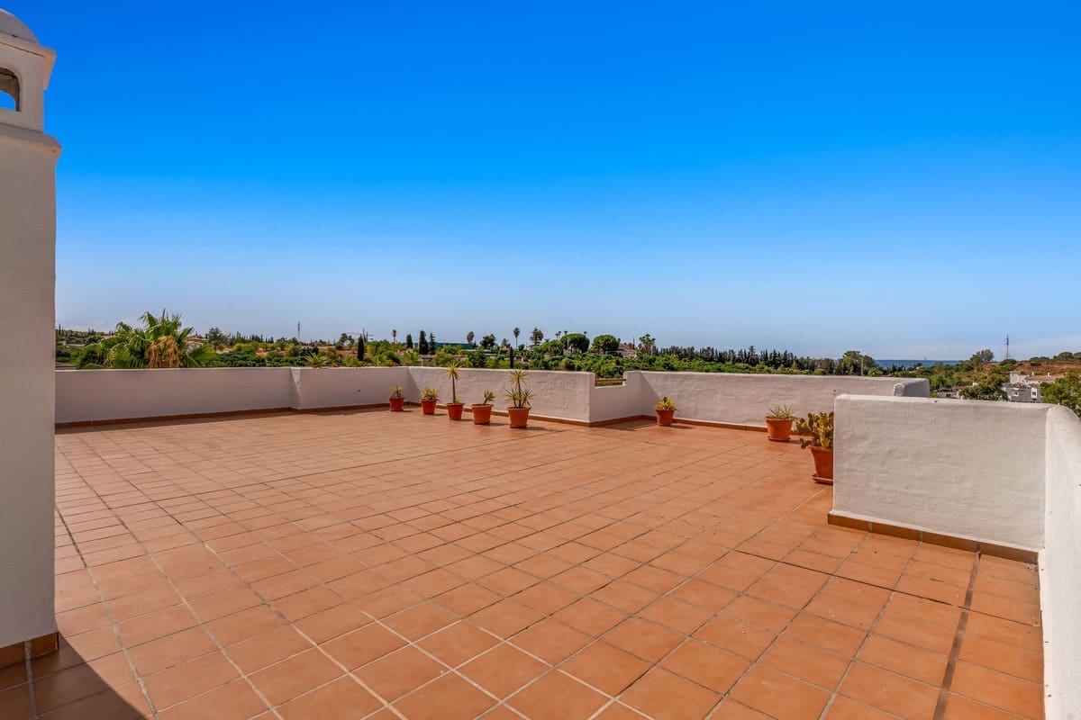3 quarto Apartamento para venda em New Golden Mile com piscina garagem - 550 000 € (Ref: 10146495)