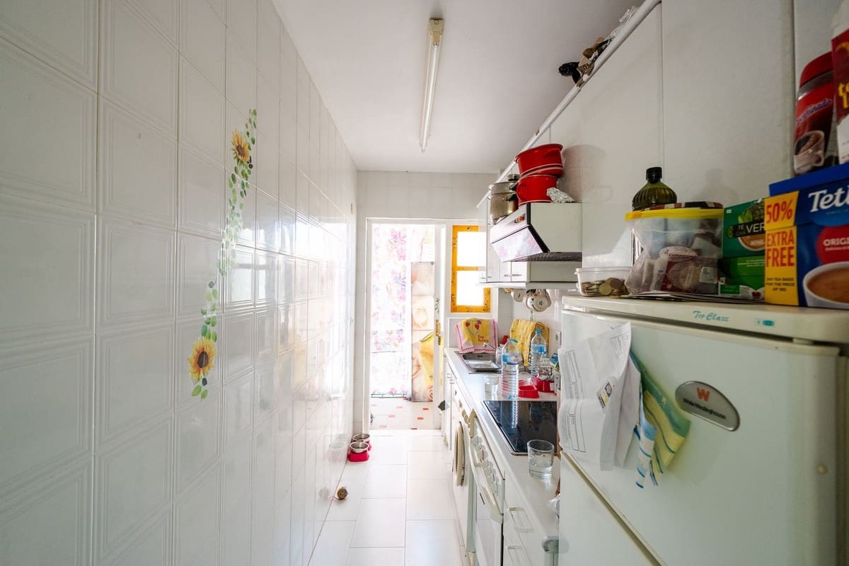 1 soverom Leilighet til salgs i El Paraiso med svømmebasseng - € 249 000 (Ref: 10146547)