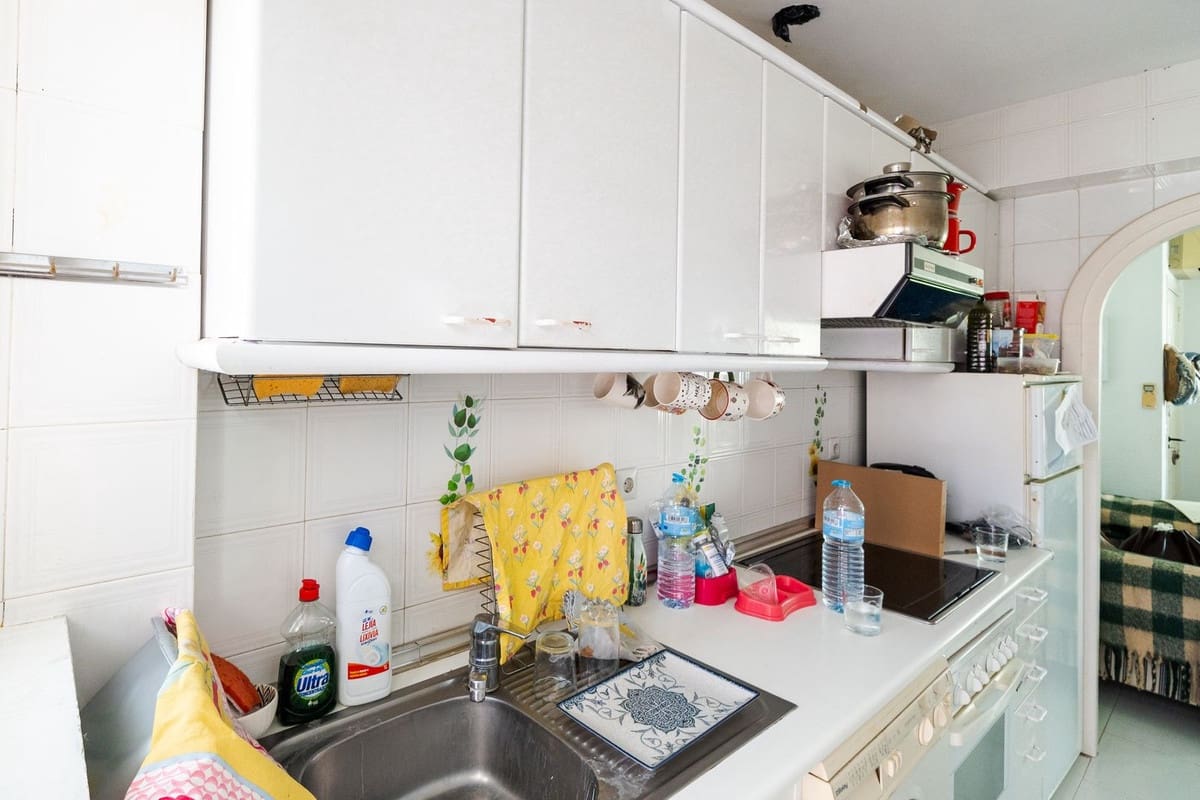 1 soverom Leilighet til salgs i El Paraiso med svømmebasseng - € 249 000 (Ref: 10146547)