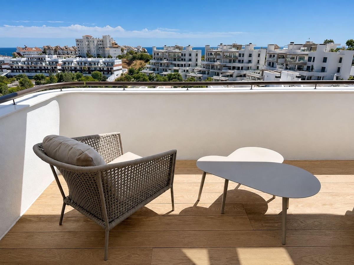 3 soverom Leilighet til salgs i Estepona med svømmebasseng garasje - € 1 390 000 (Ref: 10146551)