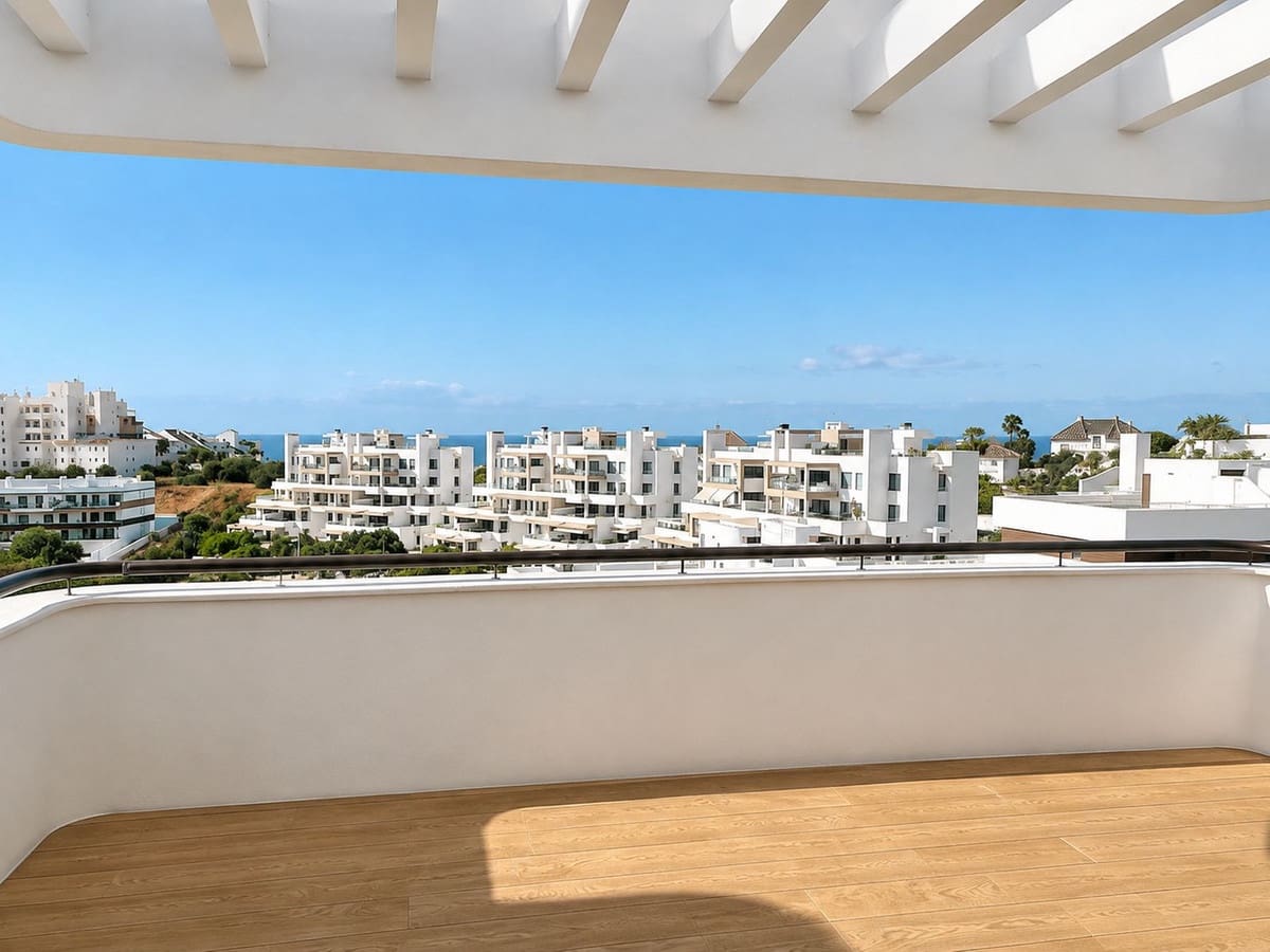 3 soverom Leilighet til salgs i Estepona med svømmebasseng garasje - € 1 390 000 (Ref: 10146551)