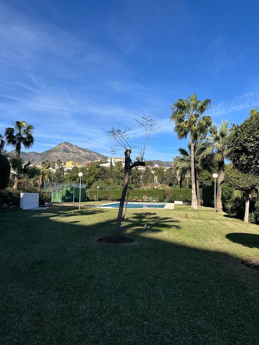 2 slaapkamer Appartement te koop in Benalmadena met zwembad garage - € 379.000 (Ref: 10146556)