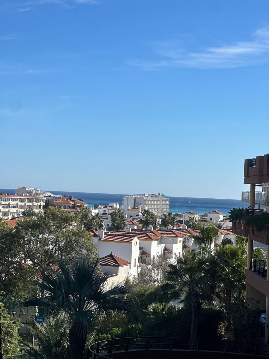 2 slaapkamer Appartement te koop in Benalmadena met zwembad garage - € 379.000 (Ref: 10146556)