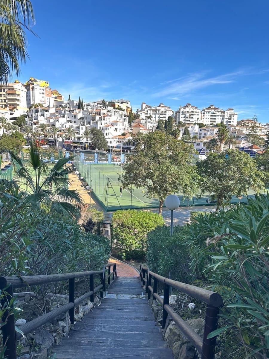 2 slaapkamer Appartement te koop in Benalmadena met zwembad garage - € 379.000 (Ref: 10146556)