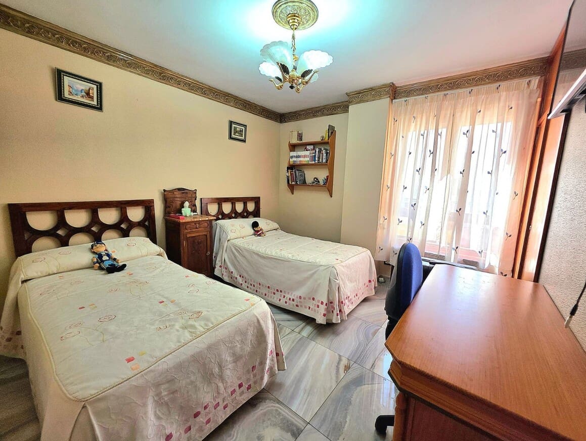 3 Zimmer Apartment zu verkaufen in Alicante / Alacant Stadt - 529.000 € (Ref: 10146627)
