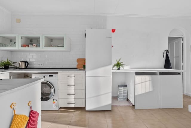 3 sypialnia Willa na sprzedaż w El Chaparral, Torrevieja z basenem - 349 000 € (Ref: 10146628)