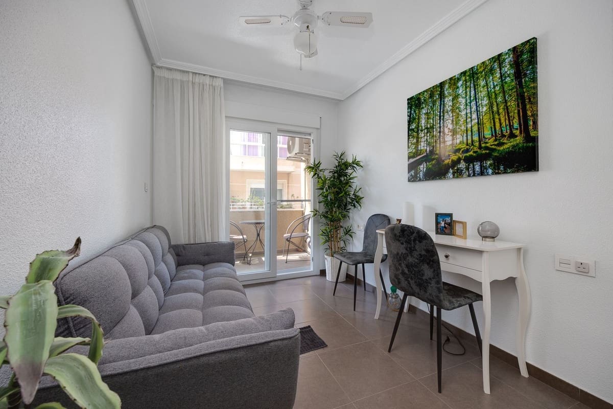 3 chambre Appartement à vendre à Torrevieja - 239 000 € (Ref: 10146636)