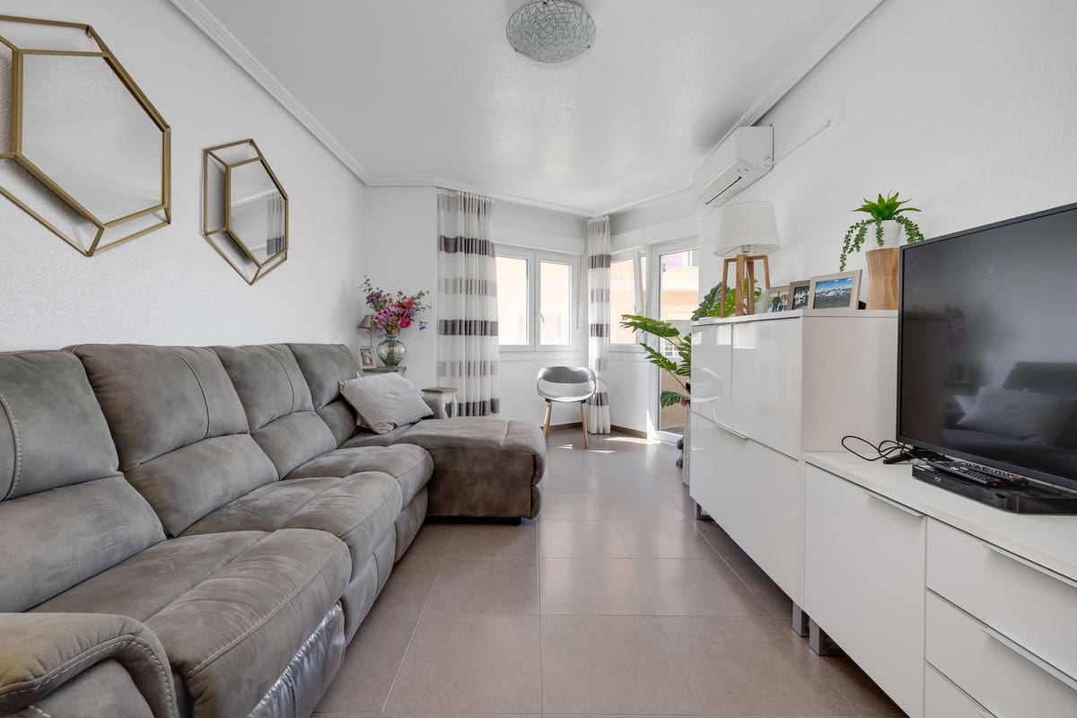 3 chambre Appartement à vendre à Torrevieja - 239 000 € (Ref: 10146636)