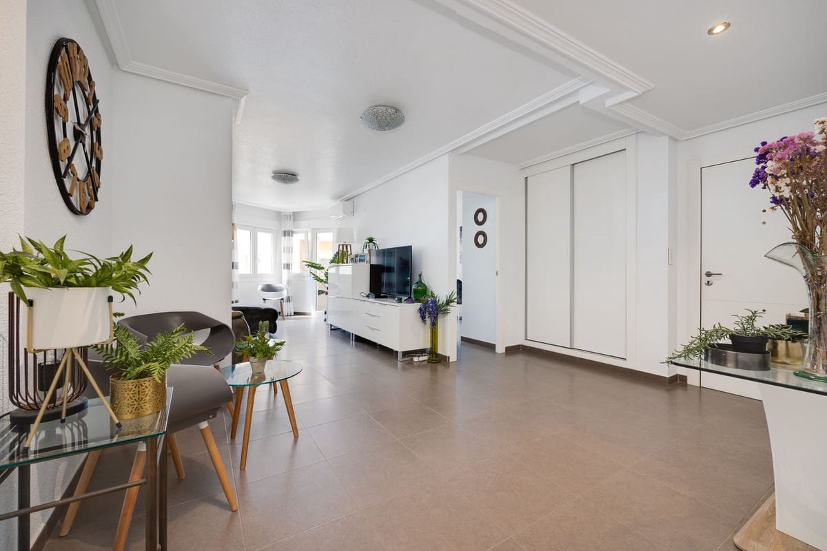 3 chambre Appartement à vendre à Torrevieja - 239 000 € (Ref: 10146636)