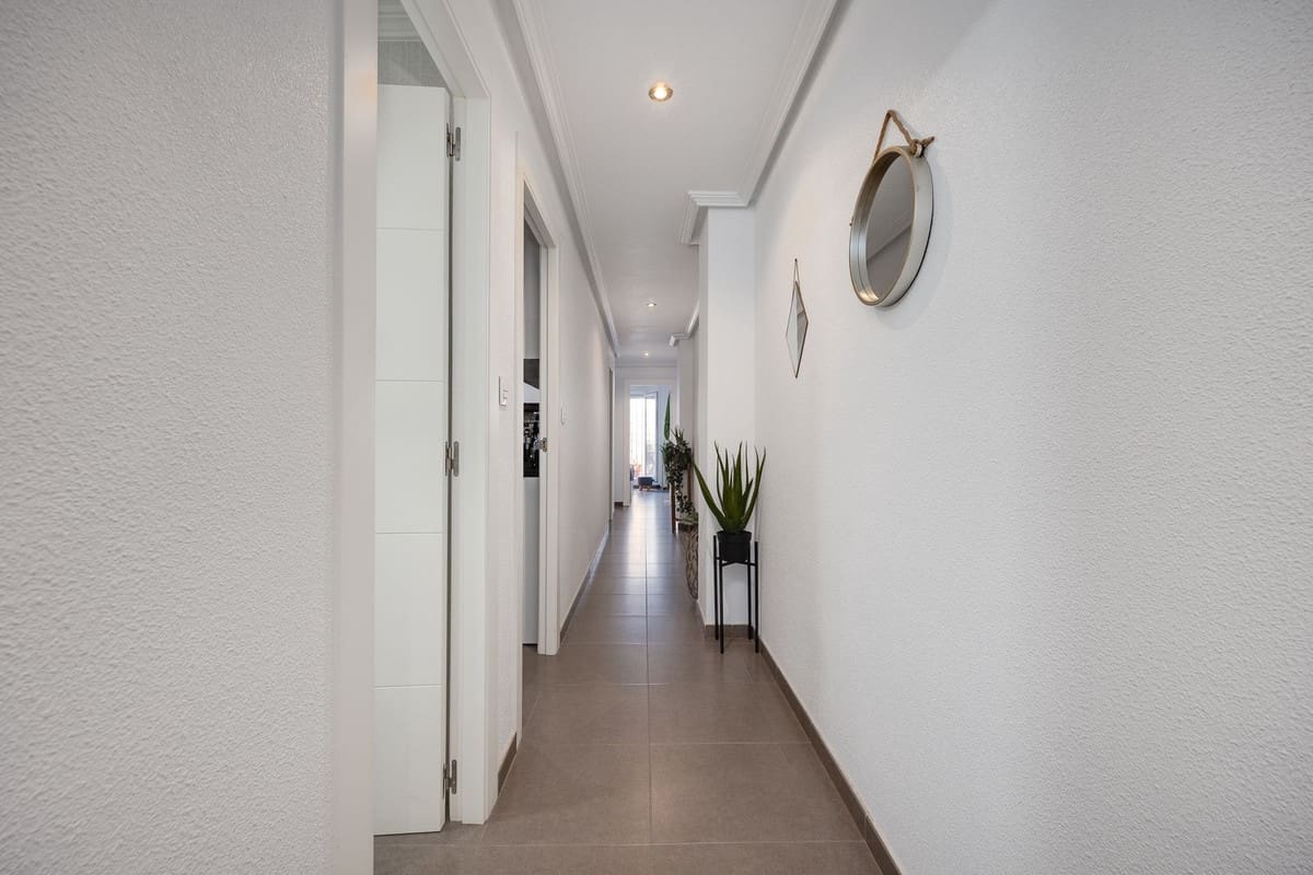 3 chambre Appartement à vendre à Torrevieja - 239 000 € (Ref: 10146636)