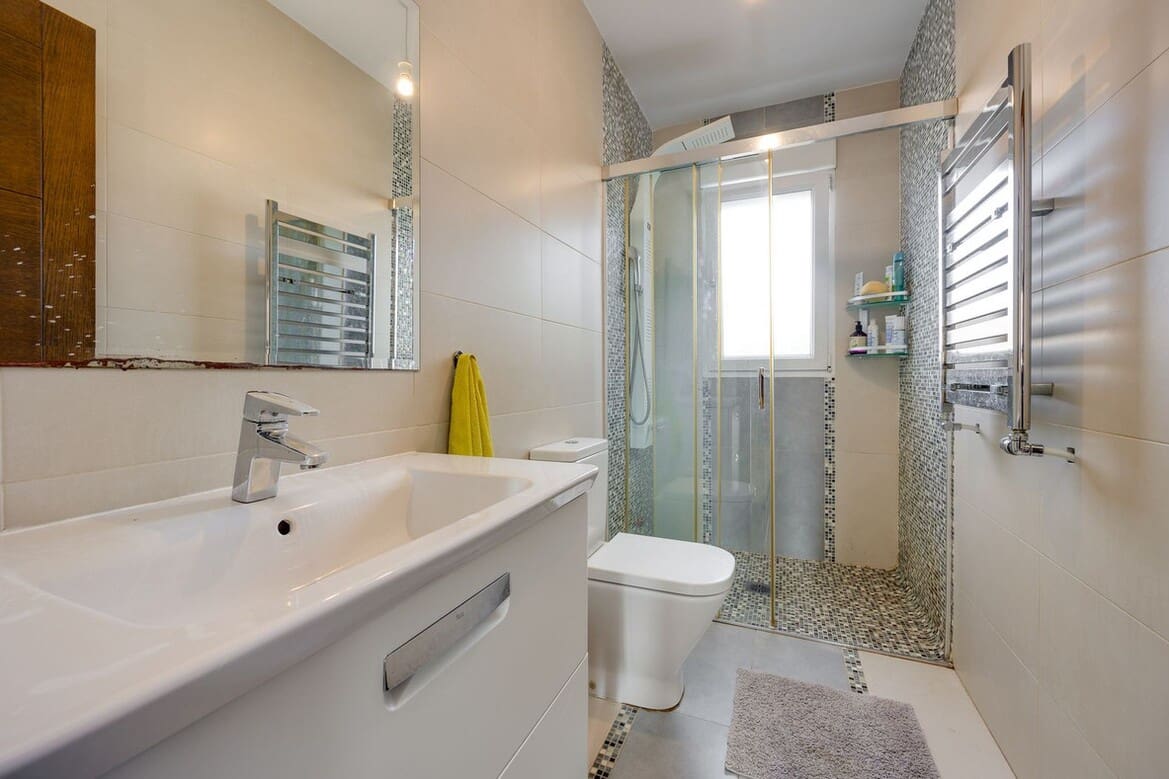 4 soveværelse Villa til salg i Rojales med swimmingpool garage - € 549.000 (Ref: 10146637)