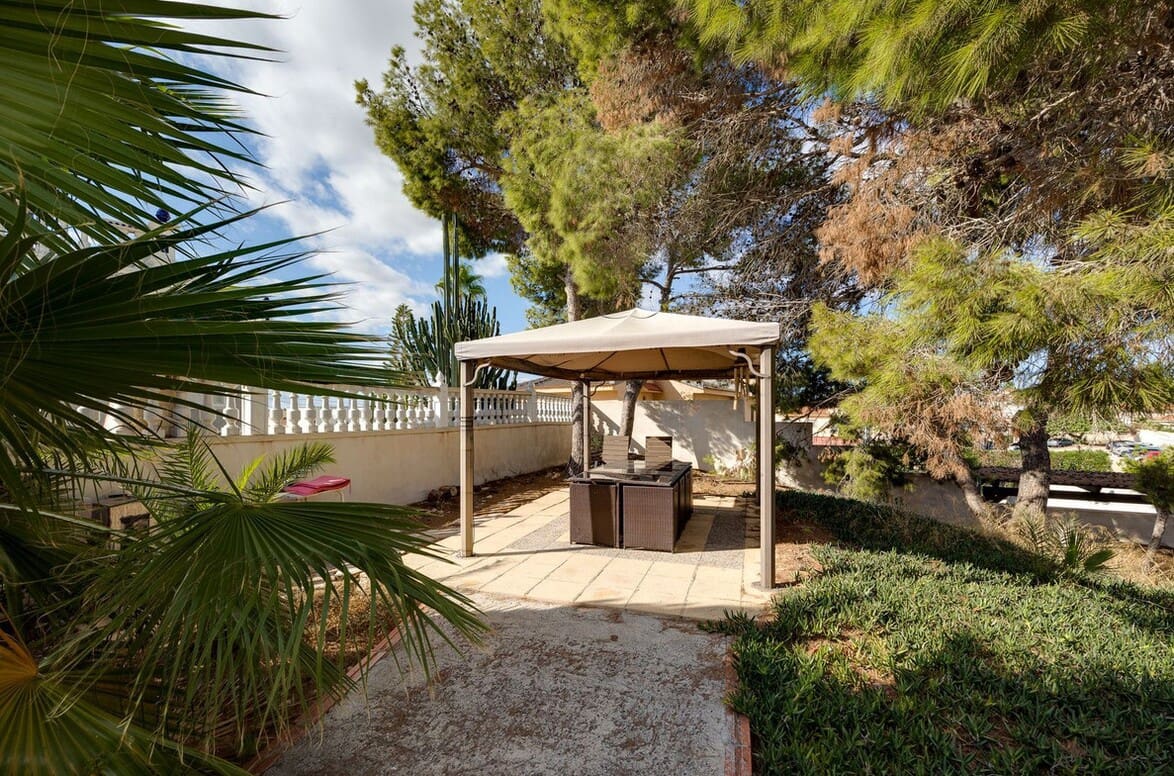 4 soveværelse Villa til salg i Rojales med swimmingpool garage - € 549.000 (Ref: 10146637)