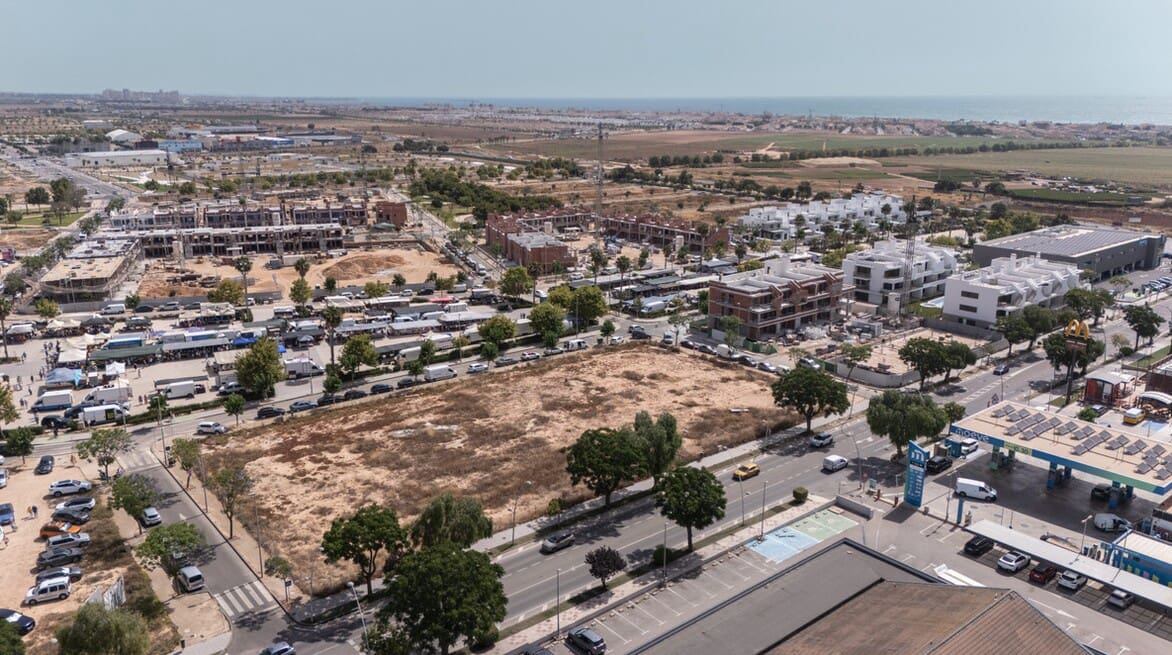 2 soverom Leilighet til salgs i Pilar de la Horadada med svømmebasseng garasje - € 330 000 (Ref: 10146638)