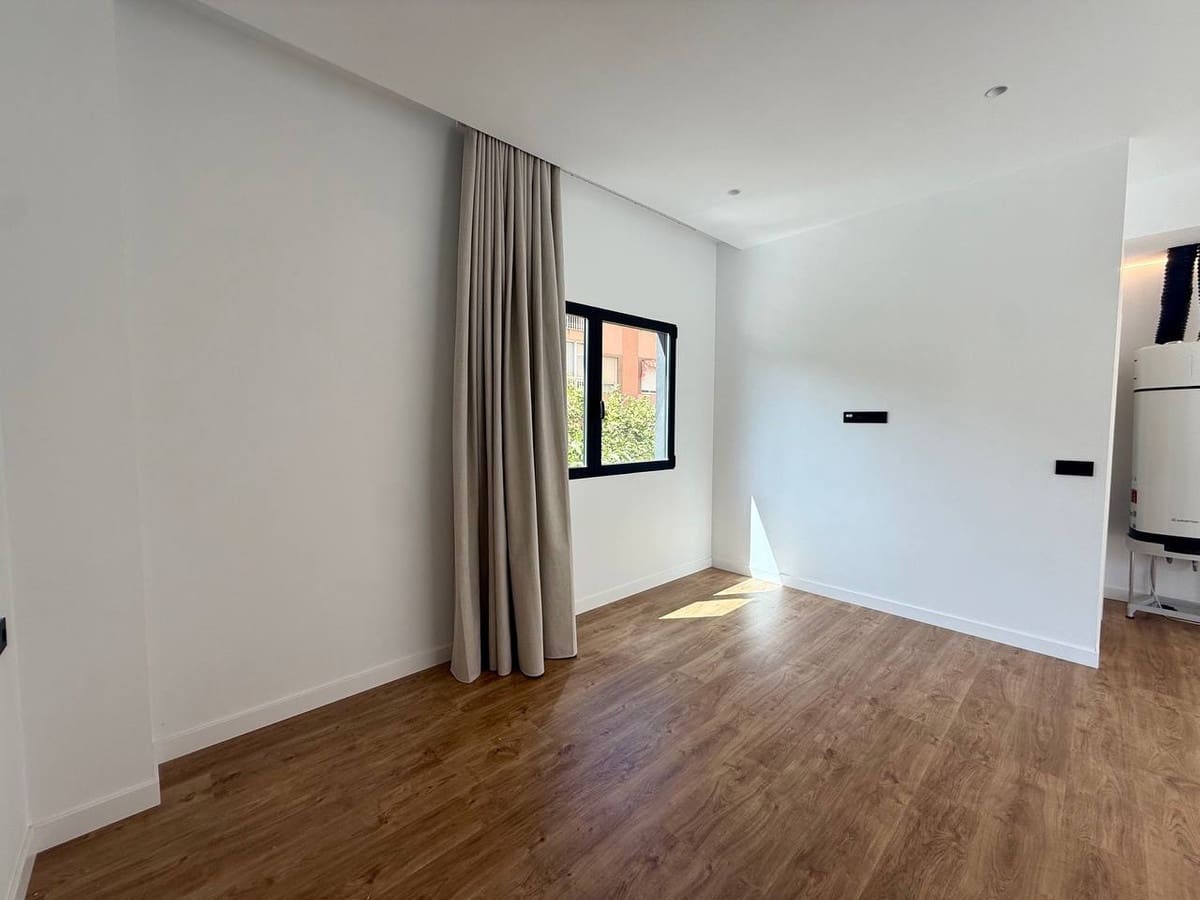1 makuuhuone Huoneisto myytävänä paikassa Alicante kaupunki mukana uima-altaan - 289 900 € (Ref: 10146647)