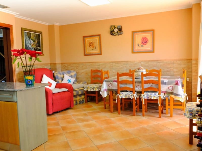 5 Zimmer Villa zu verkaufen in Orihuela mit Pool Garage - 649.999 € (Ref: 10146657)