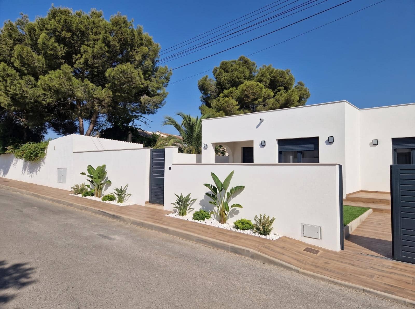 3 chambre Villa/Maison à vendre à Torrevieja avec piscine garage - 560 000 € (Ref: 10146659)