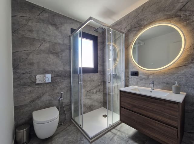 3 chambre Villa/Maison à vendre à Los Balcones - Los Altos, Torrevieja avec piscine garage - 560 000 € (Ref: 10146659)