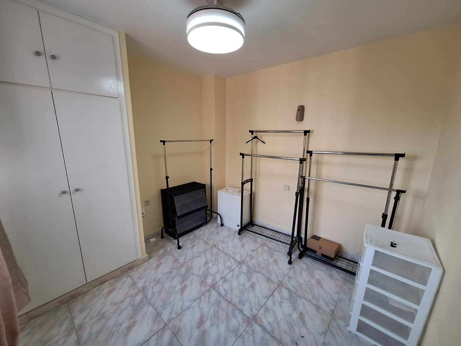 5 quarto Moradia Geminada para venda em Torrevieja com piscina - 209 900 € (Ref: 10146671)