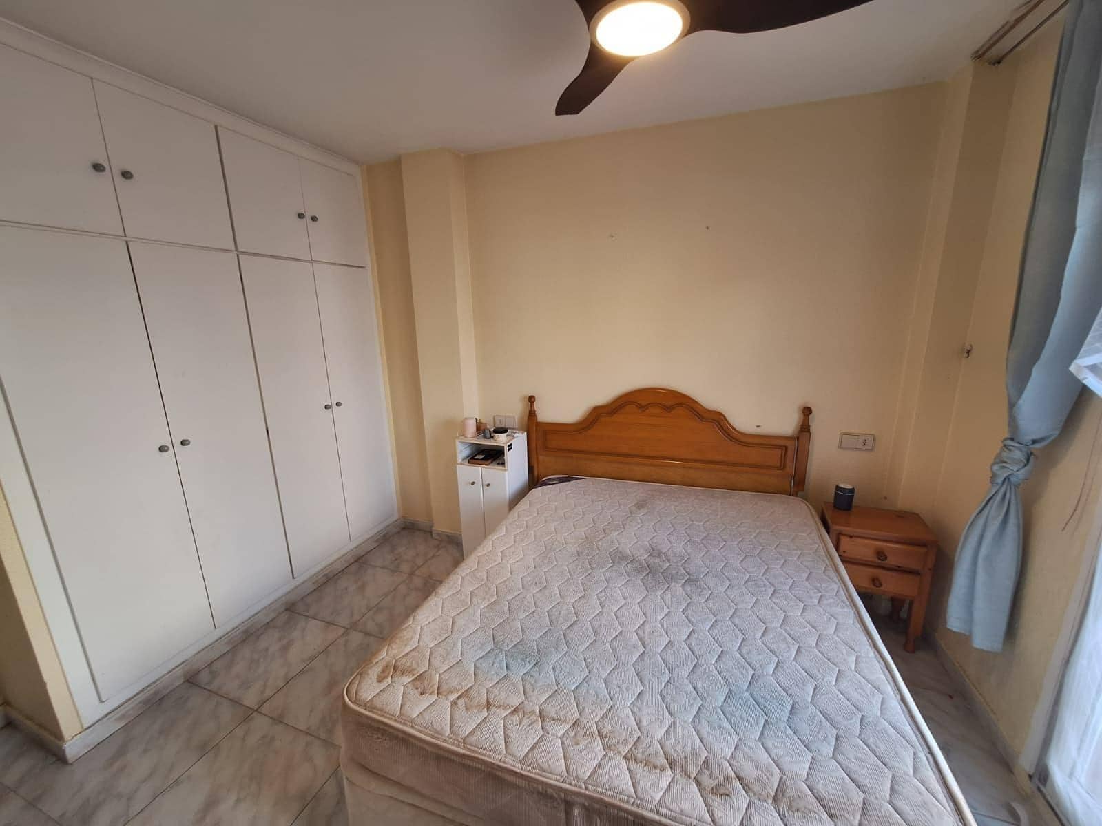 5 quarto Moradia Geminada para venda em Torrevieja com piscina - 209 900 € (Ref: 10146671)