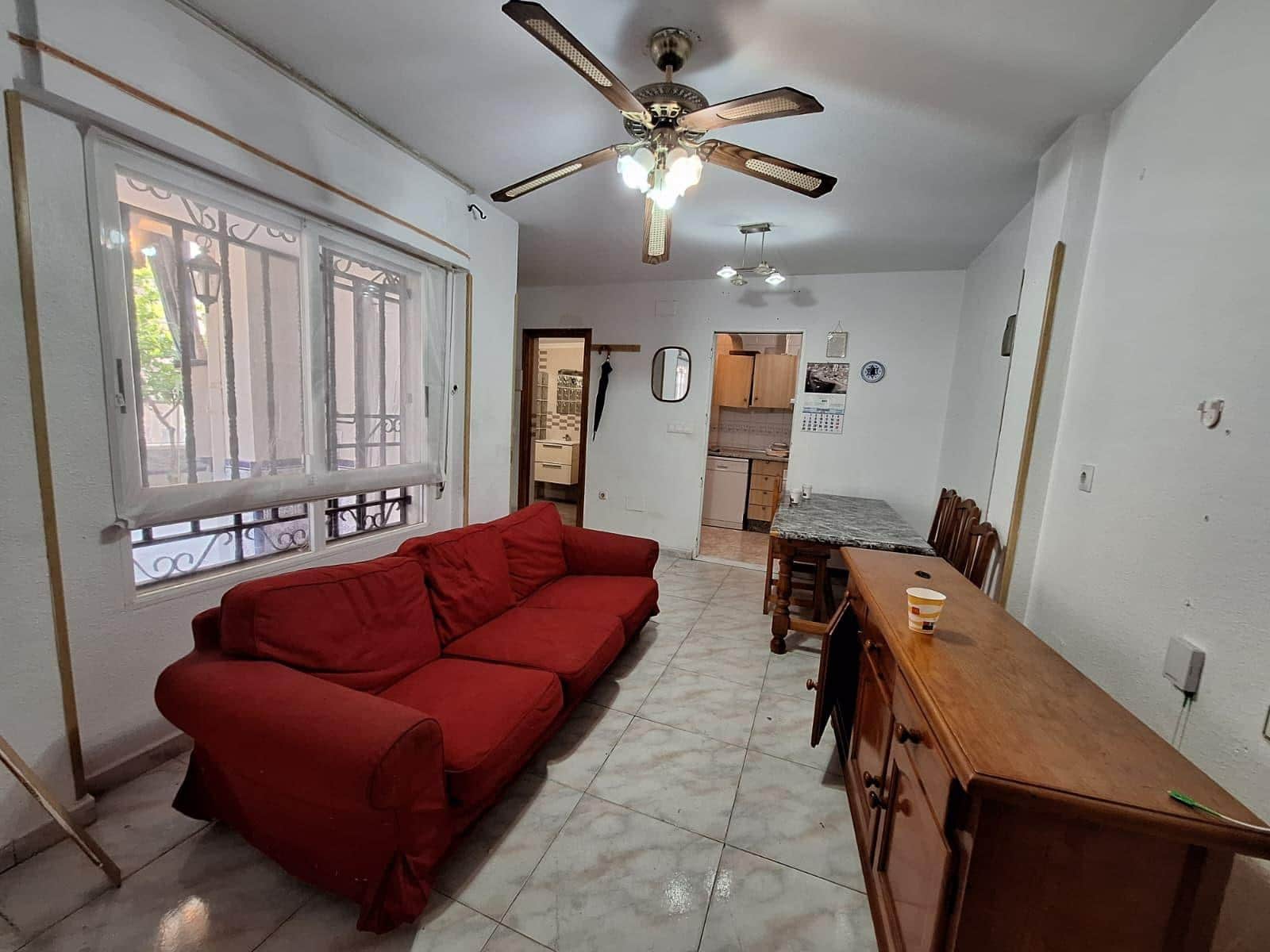 5 quarto Moradia Geminada para venda em Torrevieja com piscina - 209 900 € (Ref: 10146671)