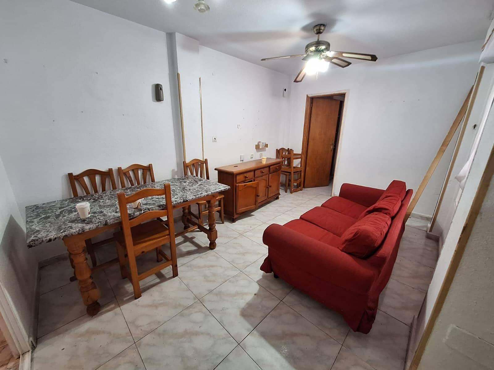 5 quarto Moradia Geminada para venda em Torrevieja com piscina - 209 900 € (Ref: 10146671)